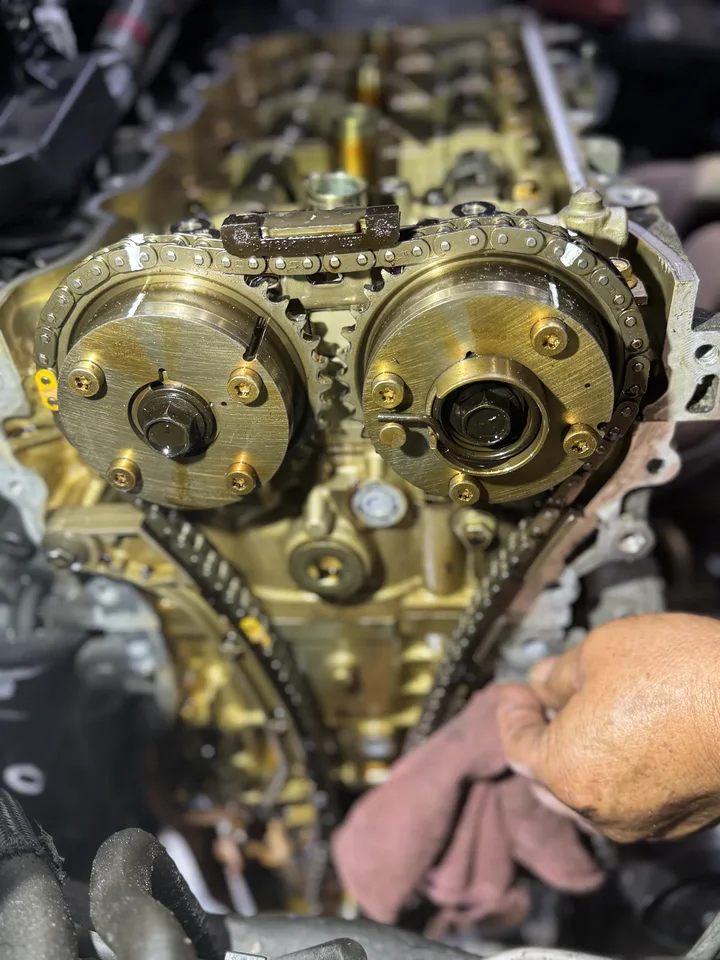 Timing chain and camshaft components during engine work at MVS