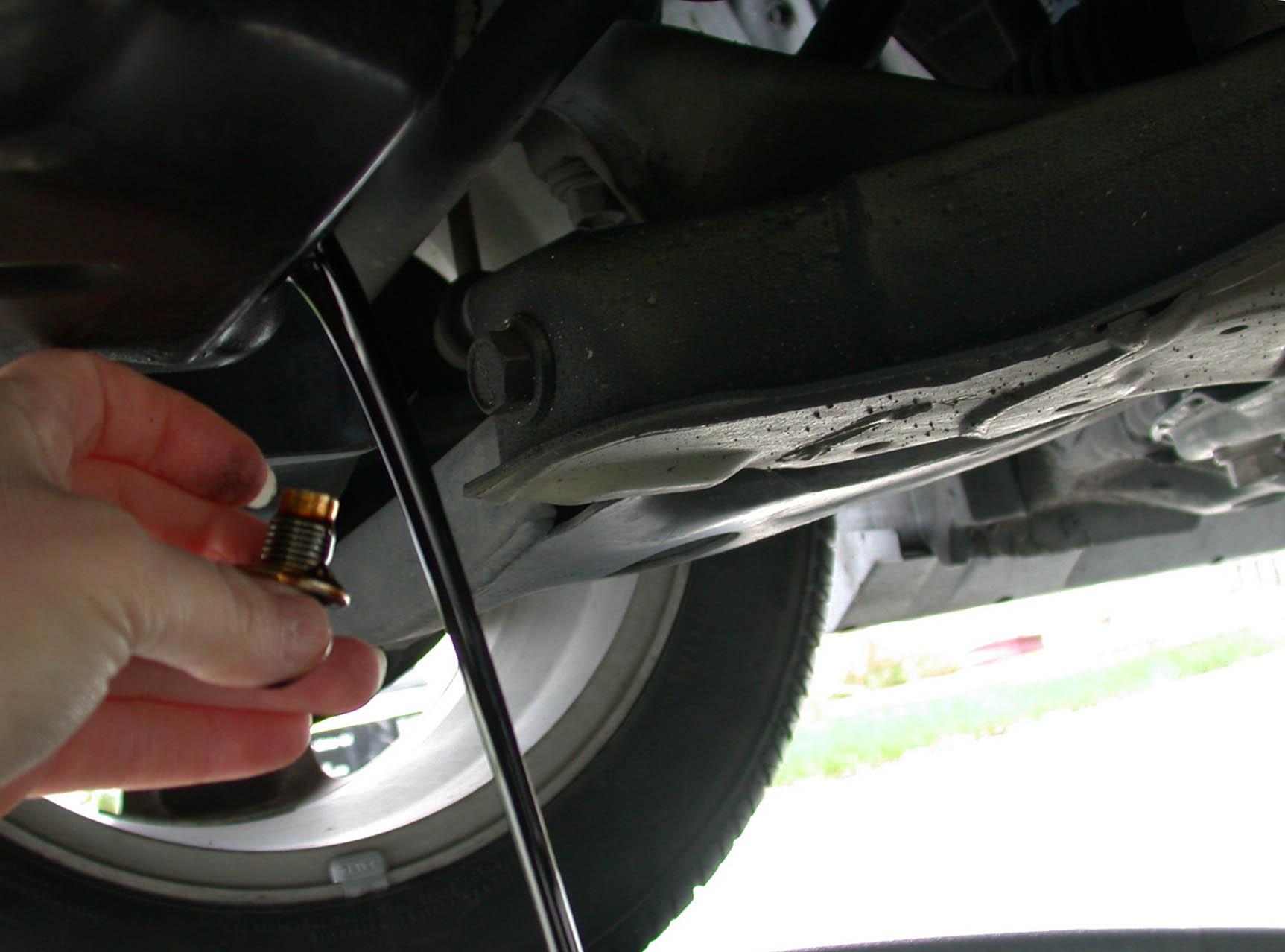 Oil draining during a standard service
